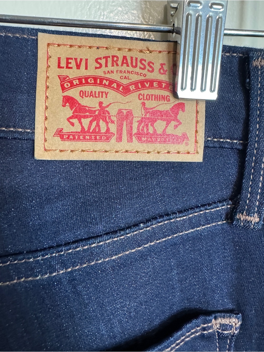 LEVI’S Slimming Straight Indigo Jeans 4L 27x32 - Picture 5 of 7